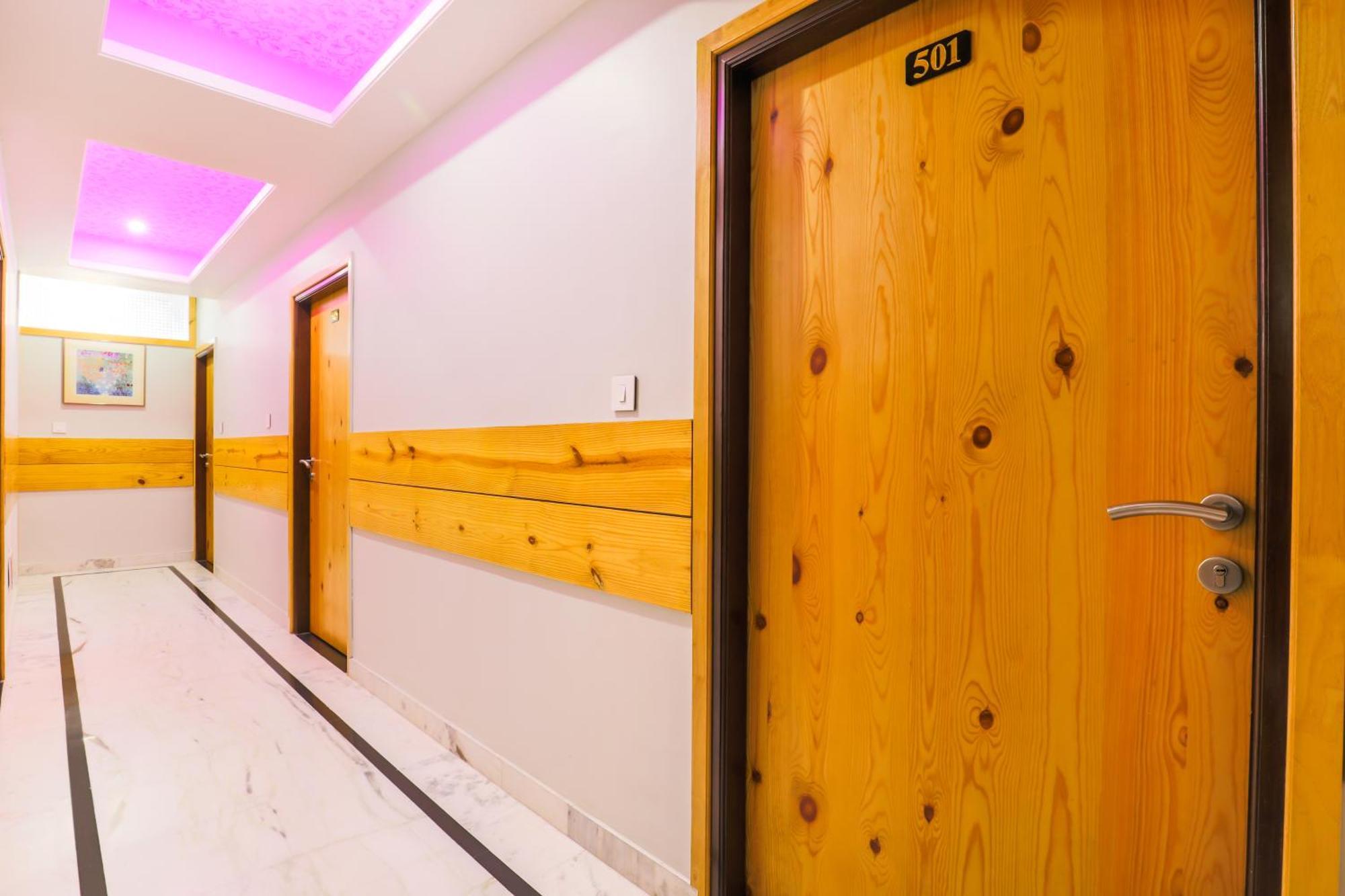 Jaipur The Lodge B&B エクステリア 写真